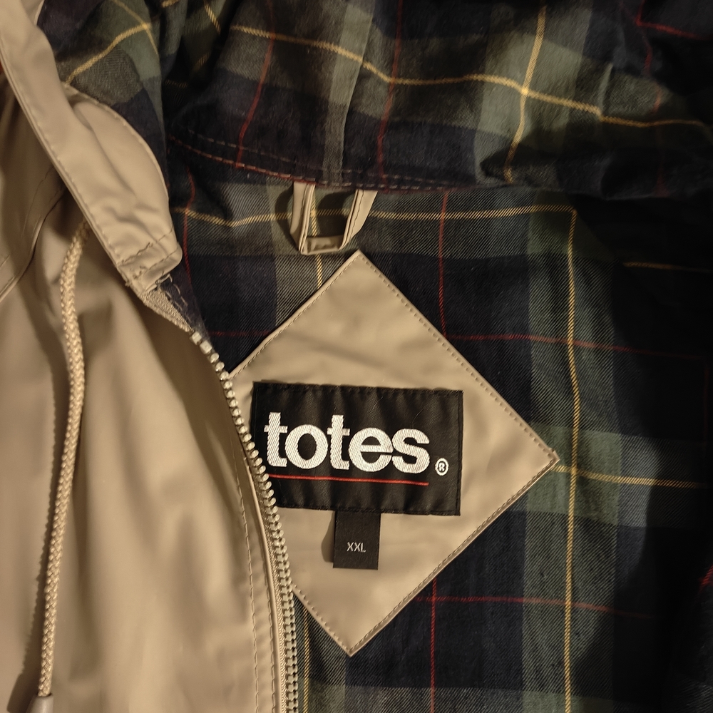 Totes Men's Tan Hooded Jacket - Picture 5 of 5